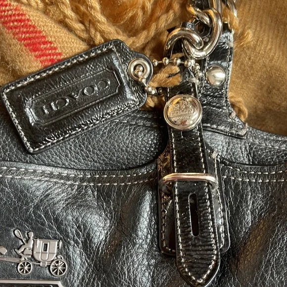 Authentic Coach Madison Tribeca East West Black Leather Tote Handbag #14111 - Picture 5 of 17